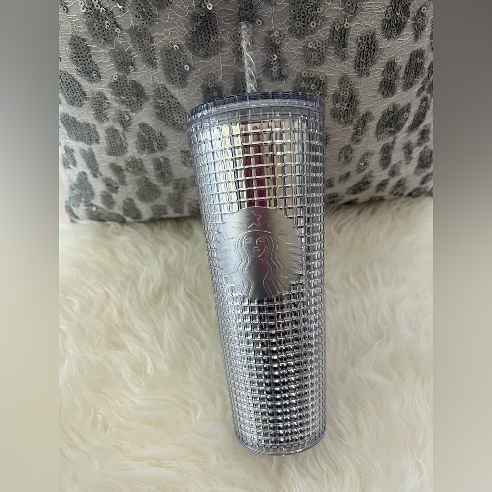 Starbucks tumbler - Picture 3 of 3